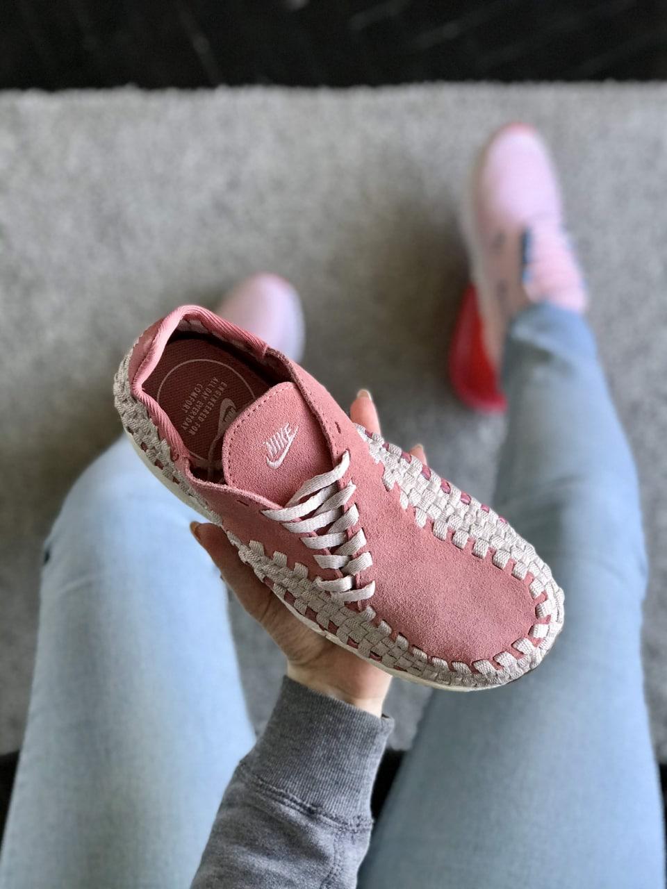 Nike Footscape Woven Pink White