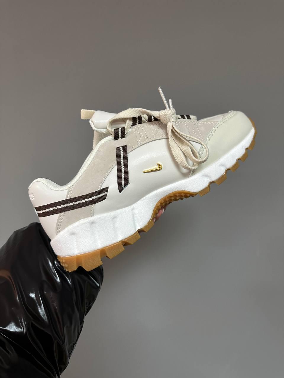 Nike Humara LX Jacquemus Light Bone Gold