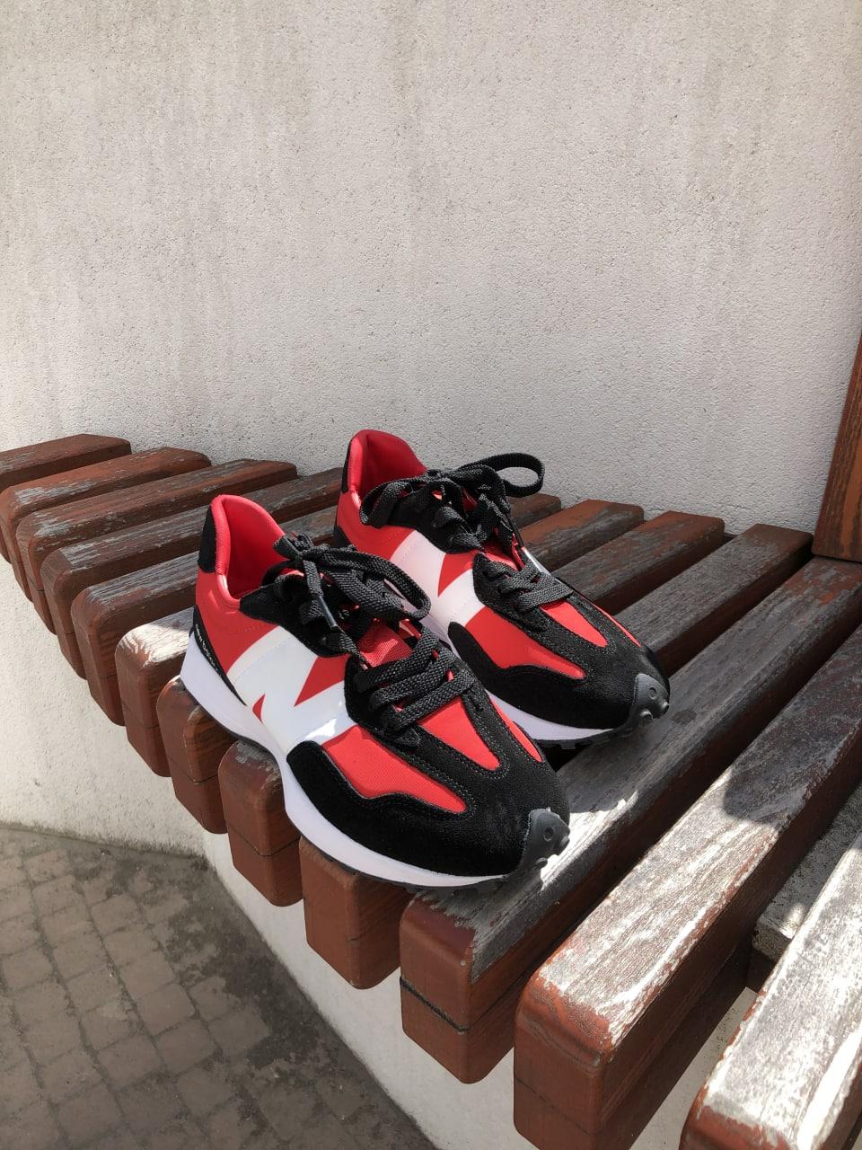 New Balance 327 Black White Red