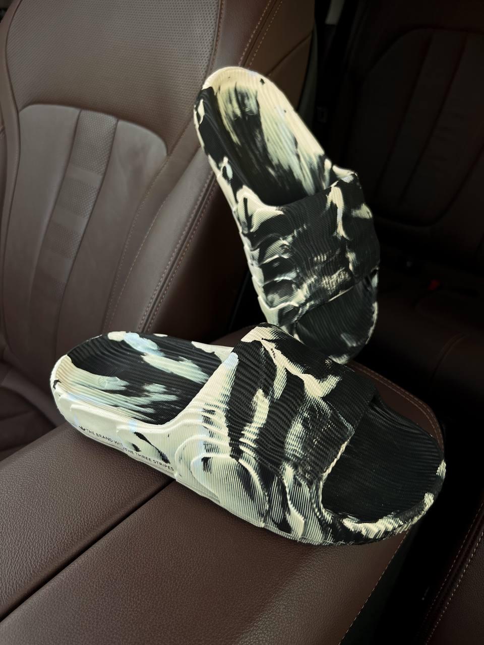 Adidas Adilette Slide Carbon Black Matte