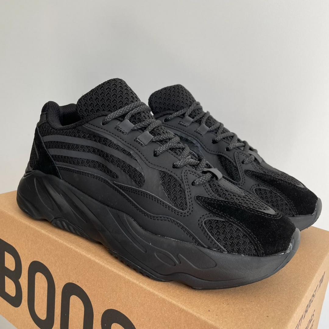 Adidas Yeezy Boost 700 V2 No Logo Black