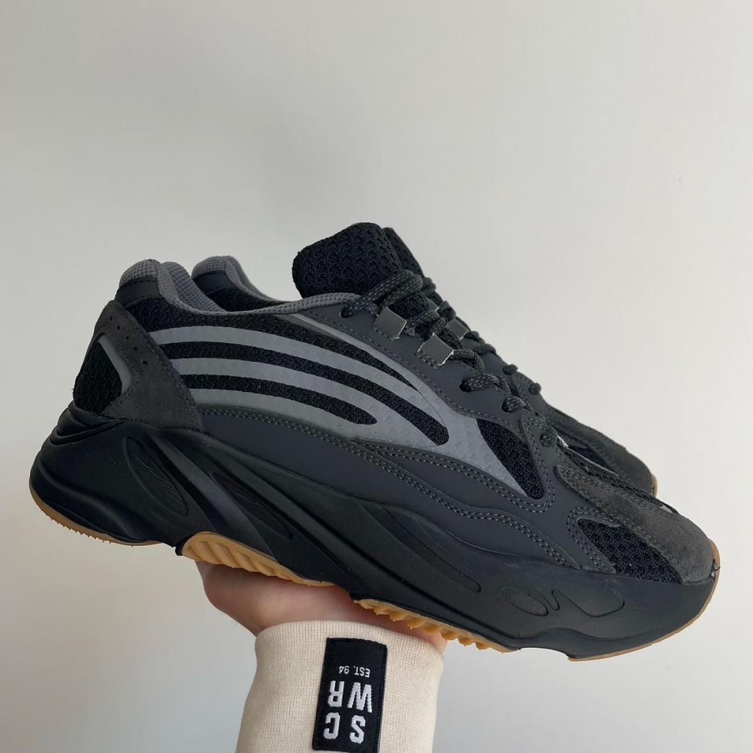 Adidas Yeezy Boost 700 V2 No Logo Grey
