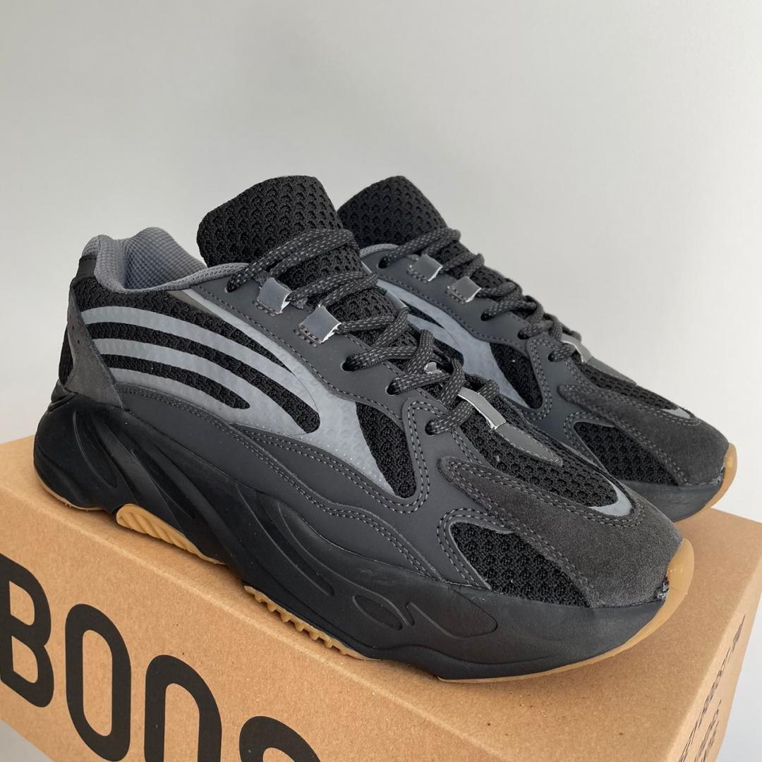 Adidas Yeezy Boost 700 V2 No Logo Grey
