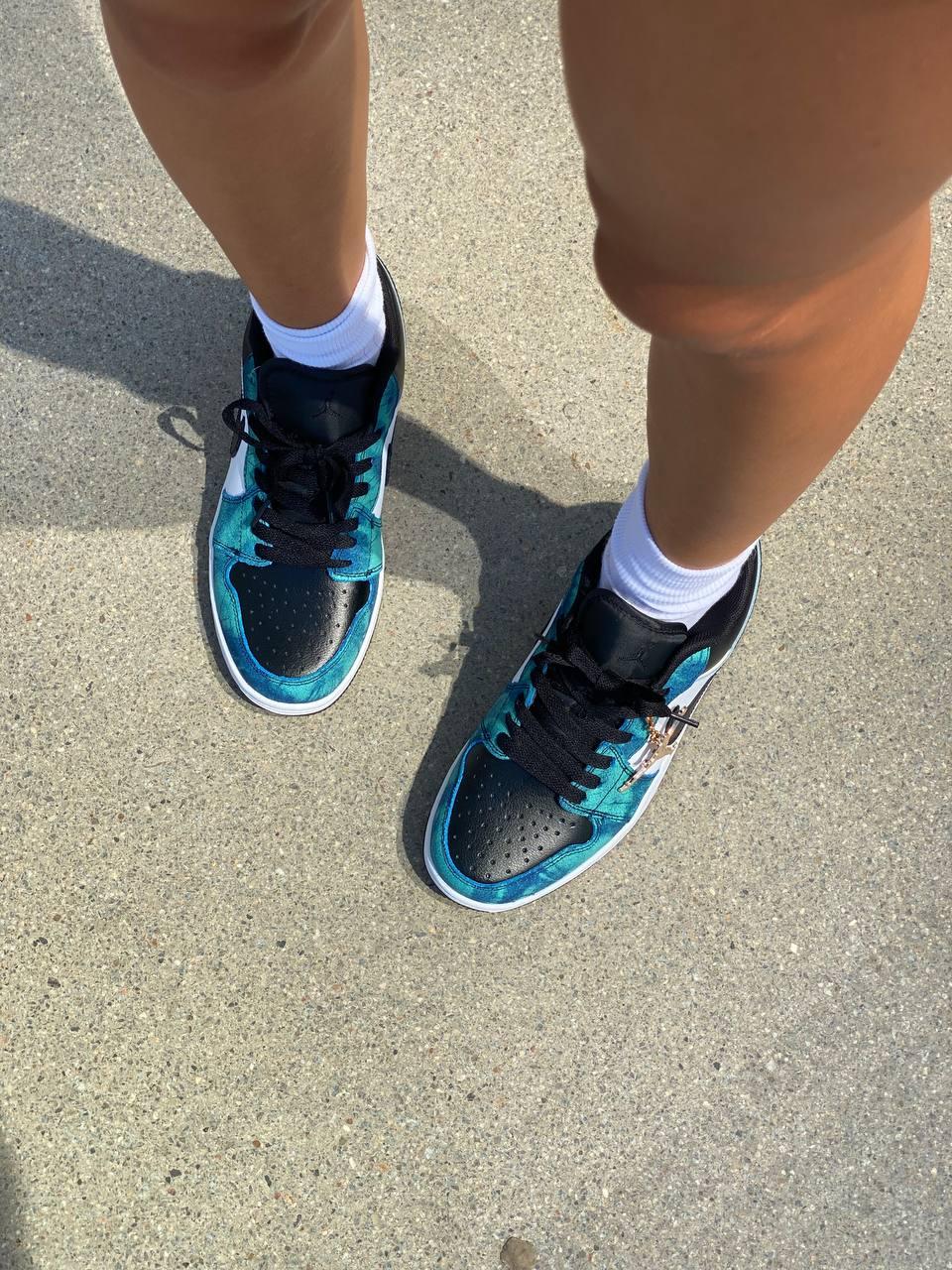 Nike Air Jordan Retro 1 Low Tie Dye