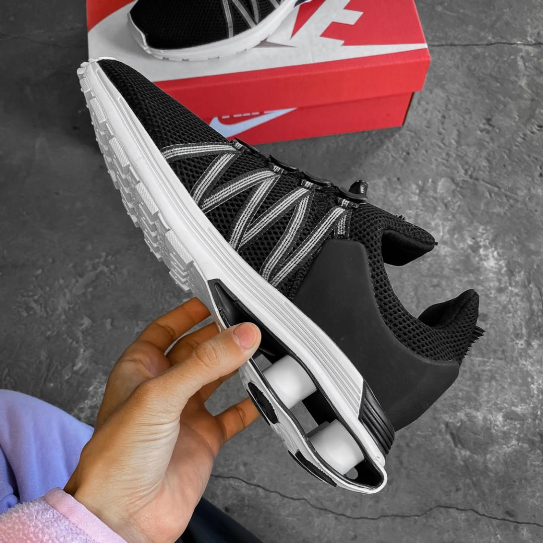 Nike Shox Gravity