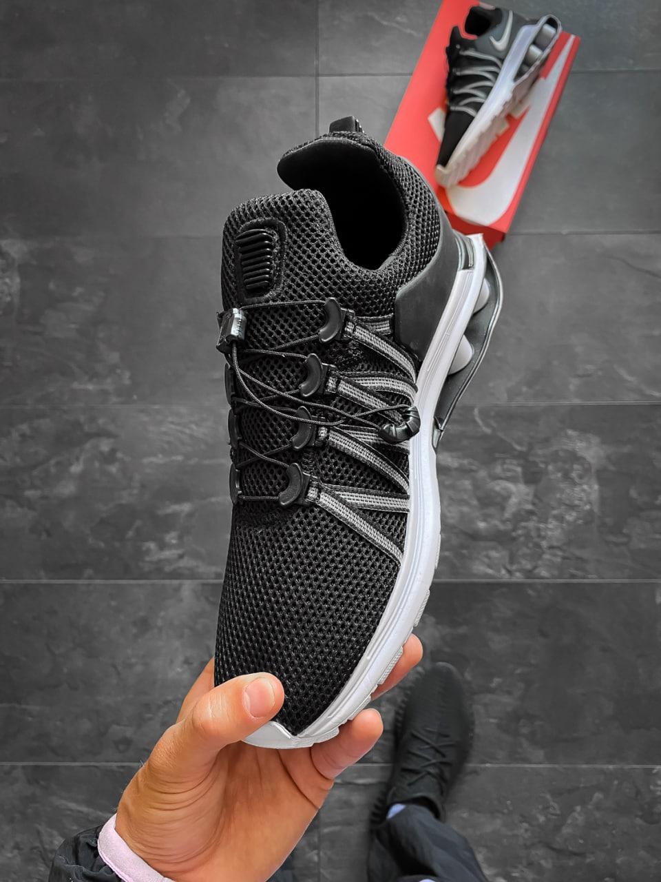 Nike Shox Gravity