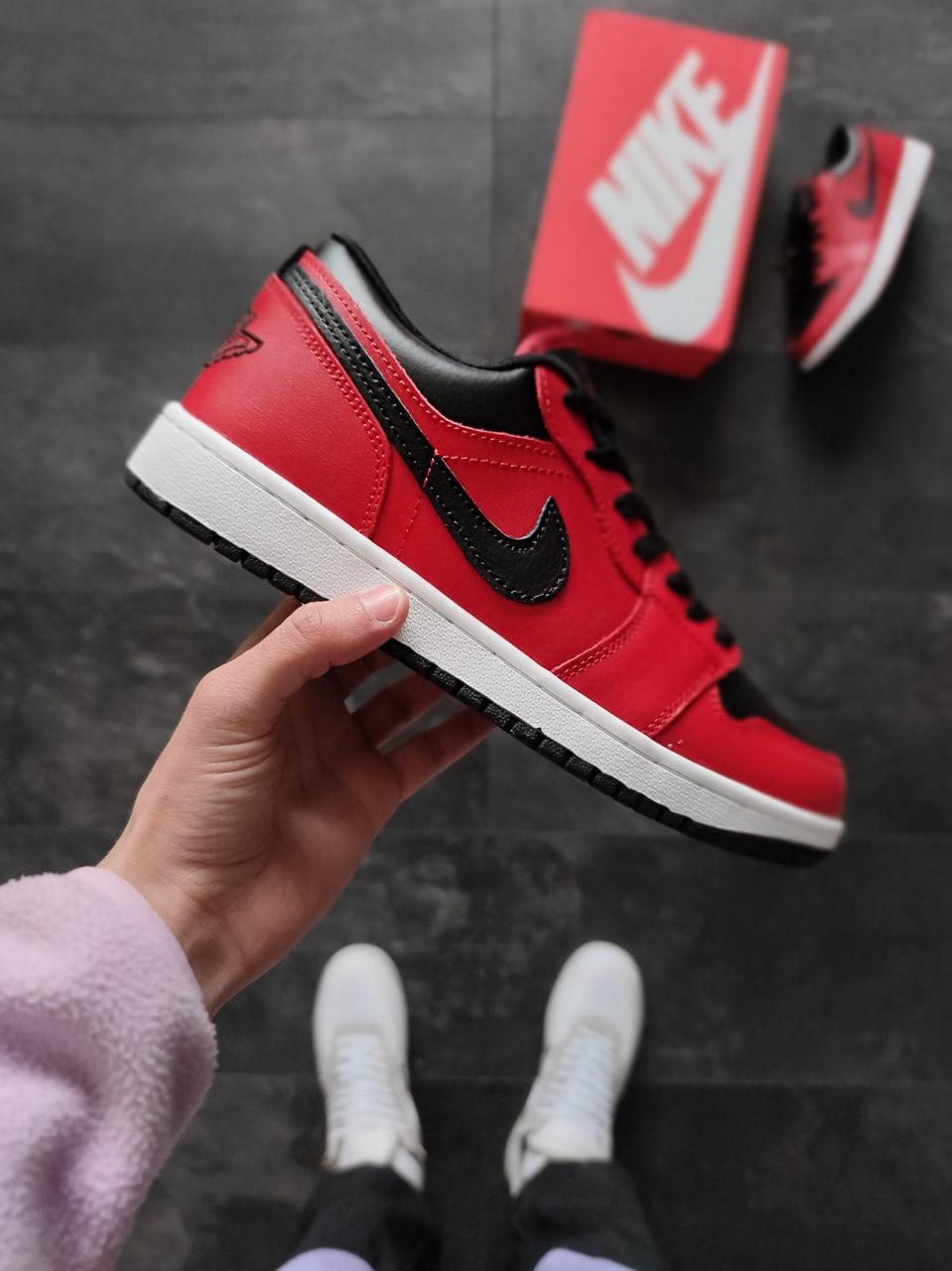 Nike Air Jordan Low Red Black Logo