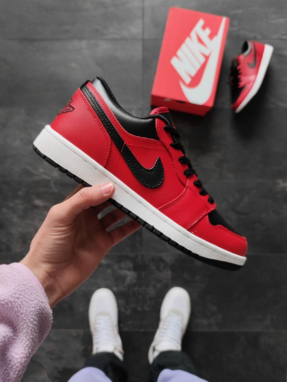 Nike Air Jordan Low Red Black Logo