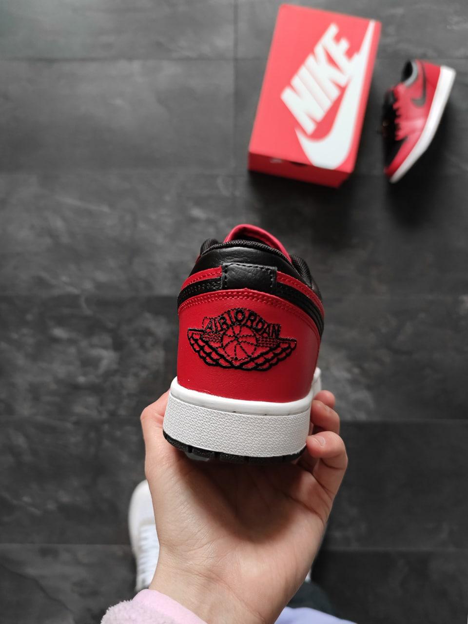 Nike Air Jordan Low Red Black Logo