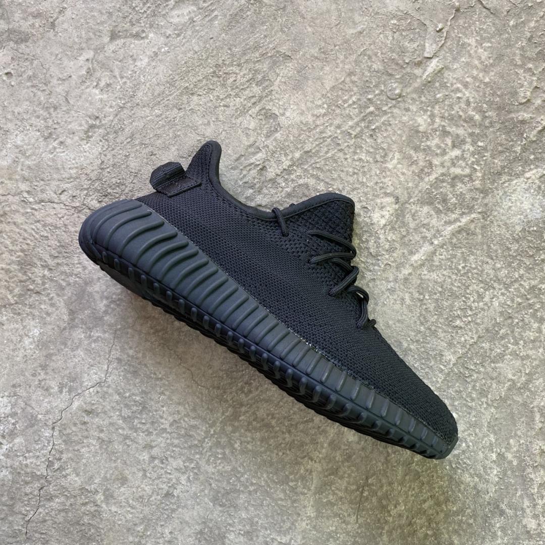 Adidas Yeezy Boost 350 Black No Reflective (Темна піна)