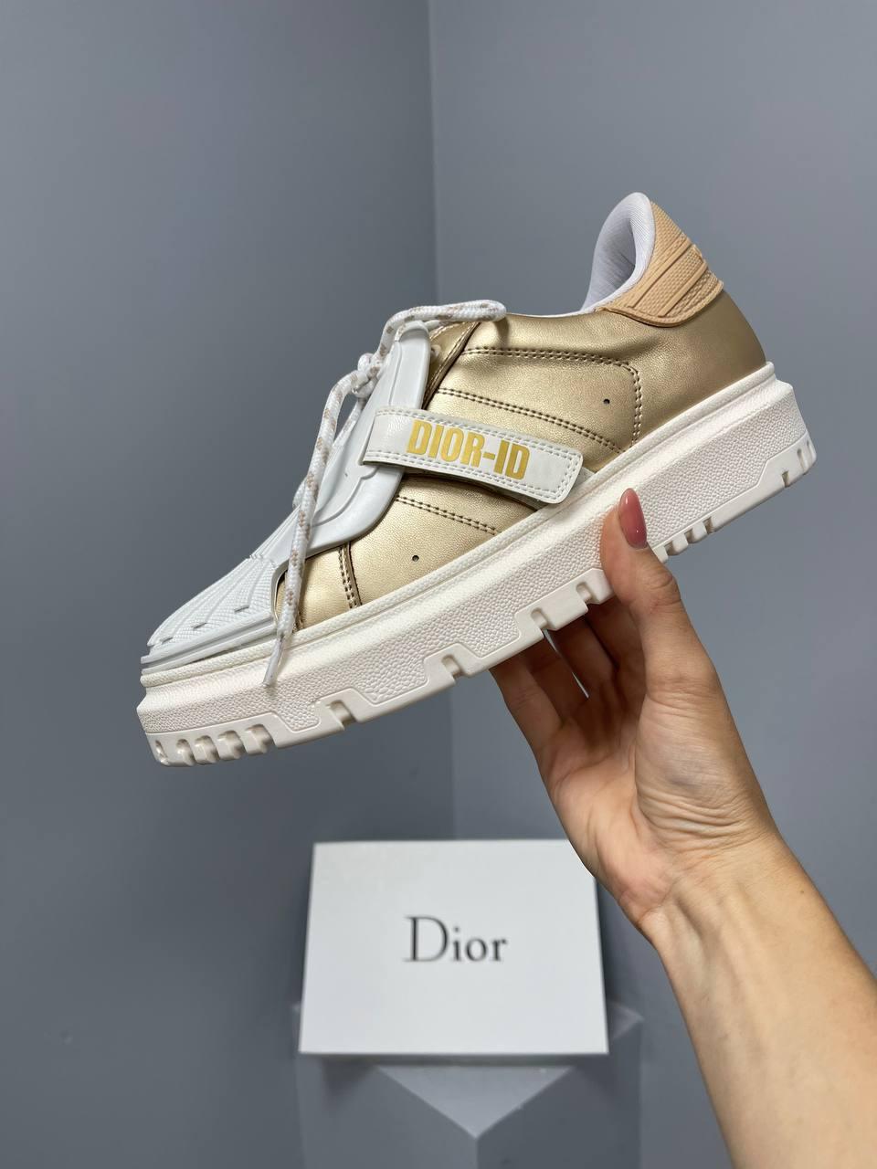 Dior ID Gold White
