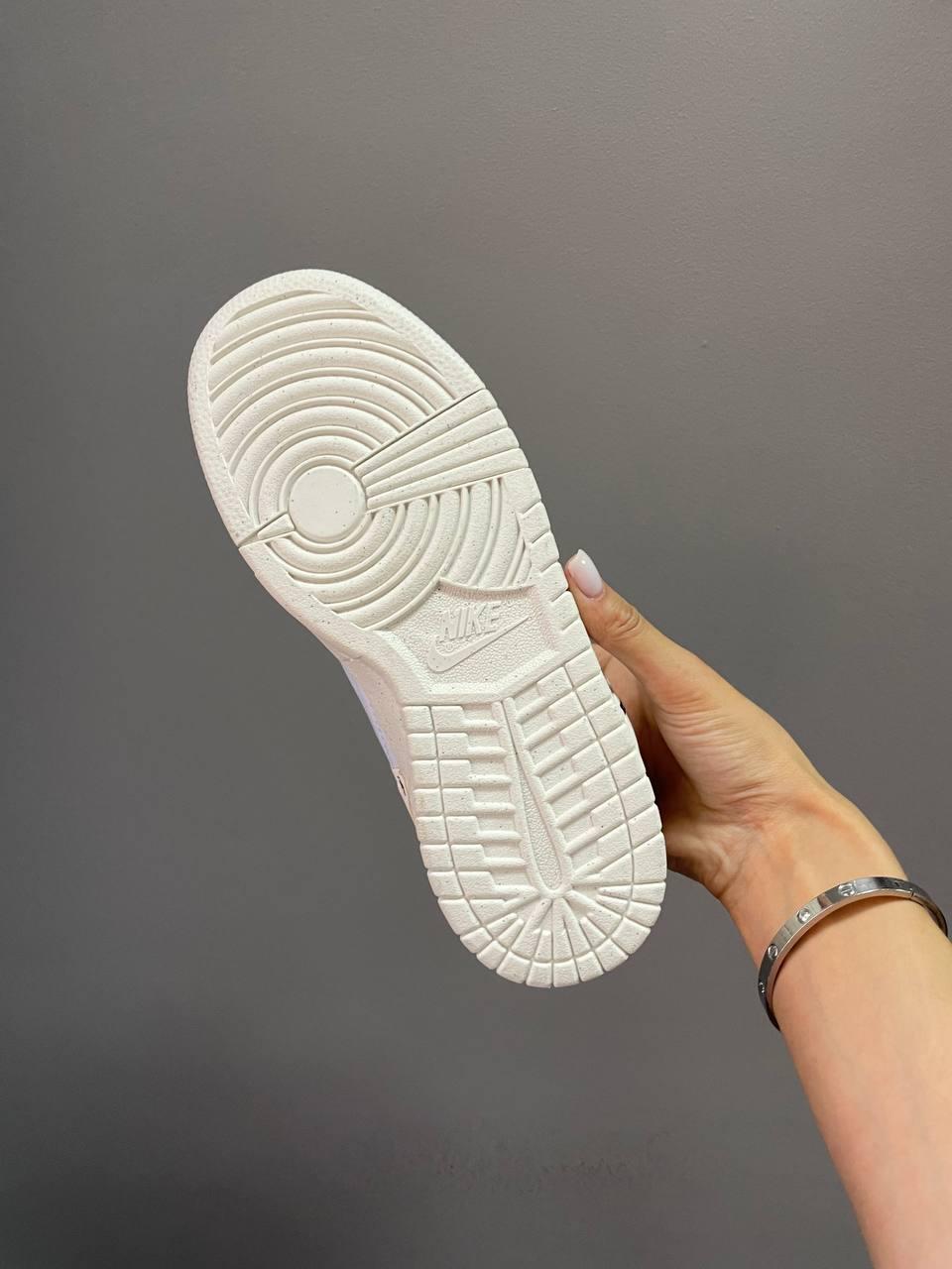 Nike SB Dunk Pale Ivory Black