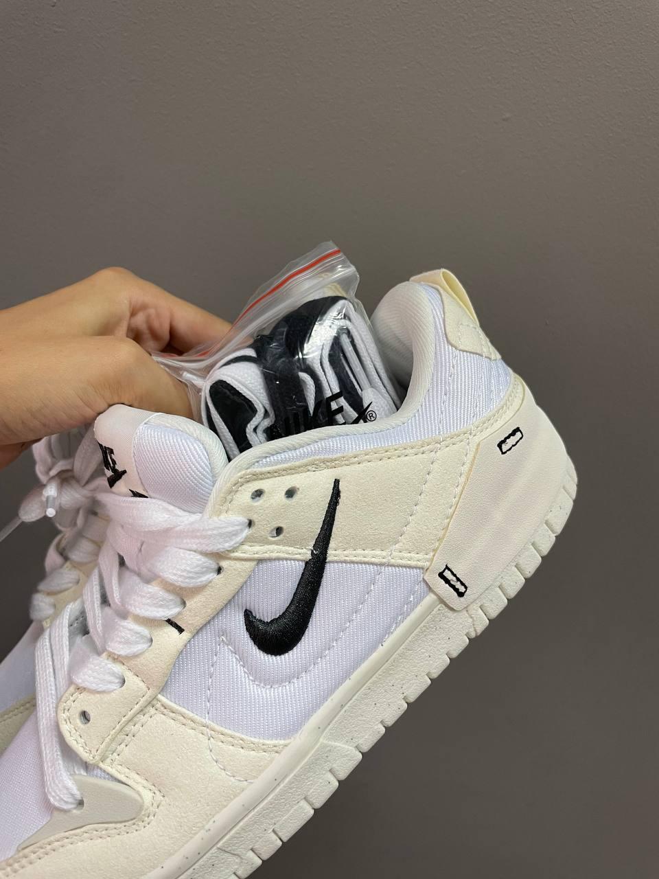 Nike SB Dunk Pale Ivory Black