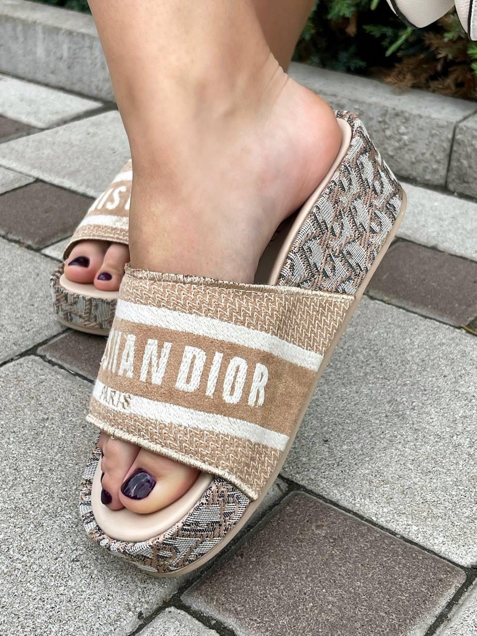Dior Slides Beige