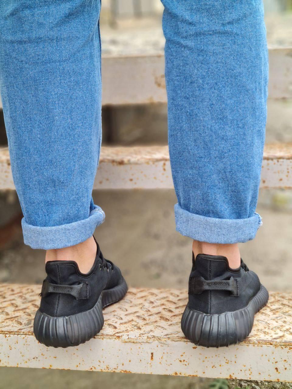 Adidas Yeezy Boost 350 Mono Black v2