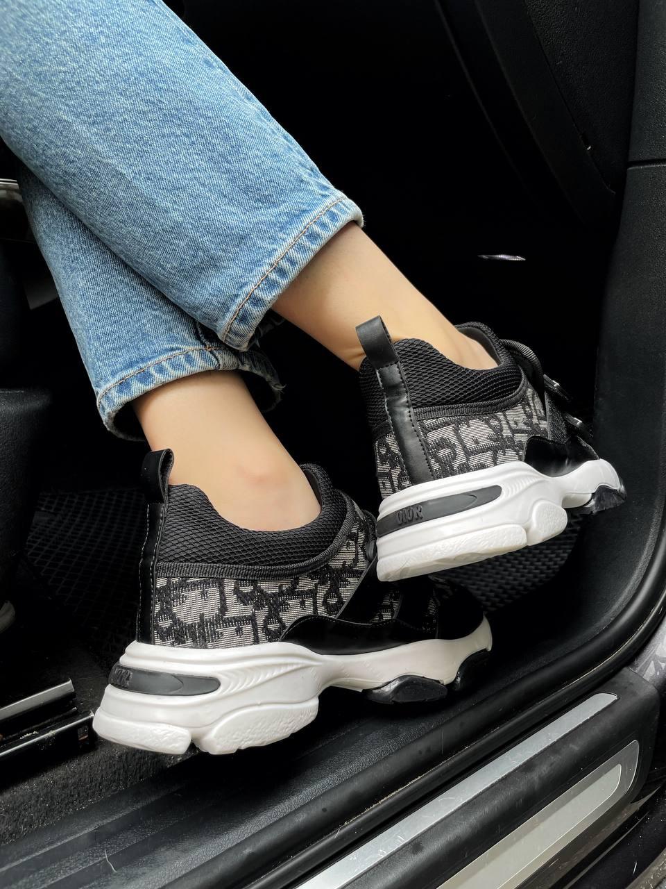 Christian Dior D-Wander Black White