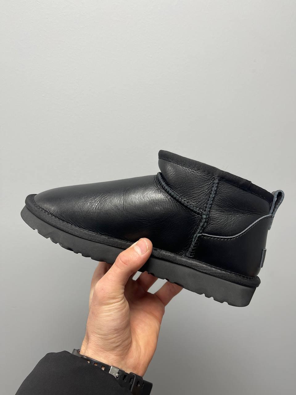 Ugg Ultra Mini Black Leather