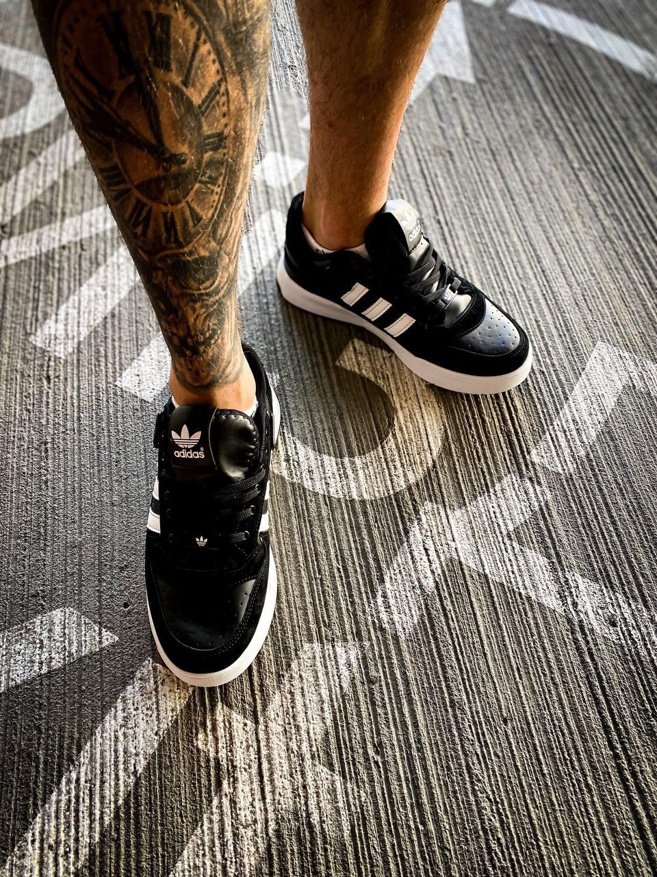 Adidas Forum White Black v2