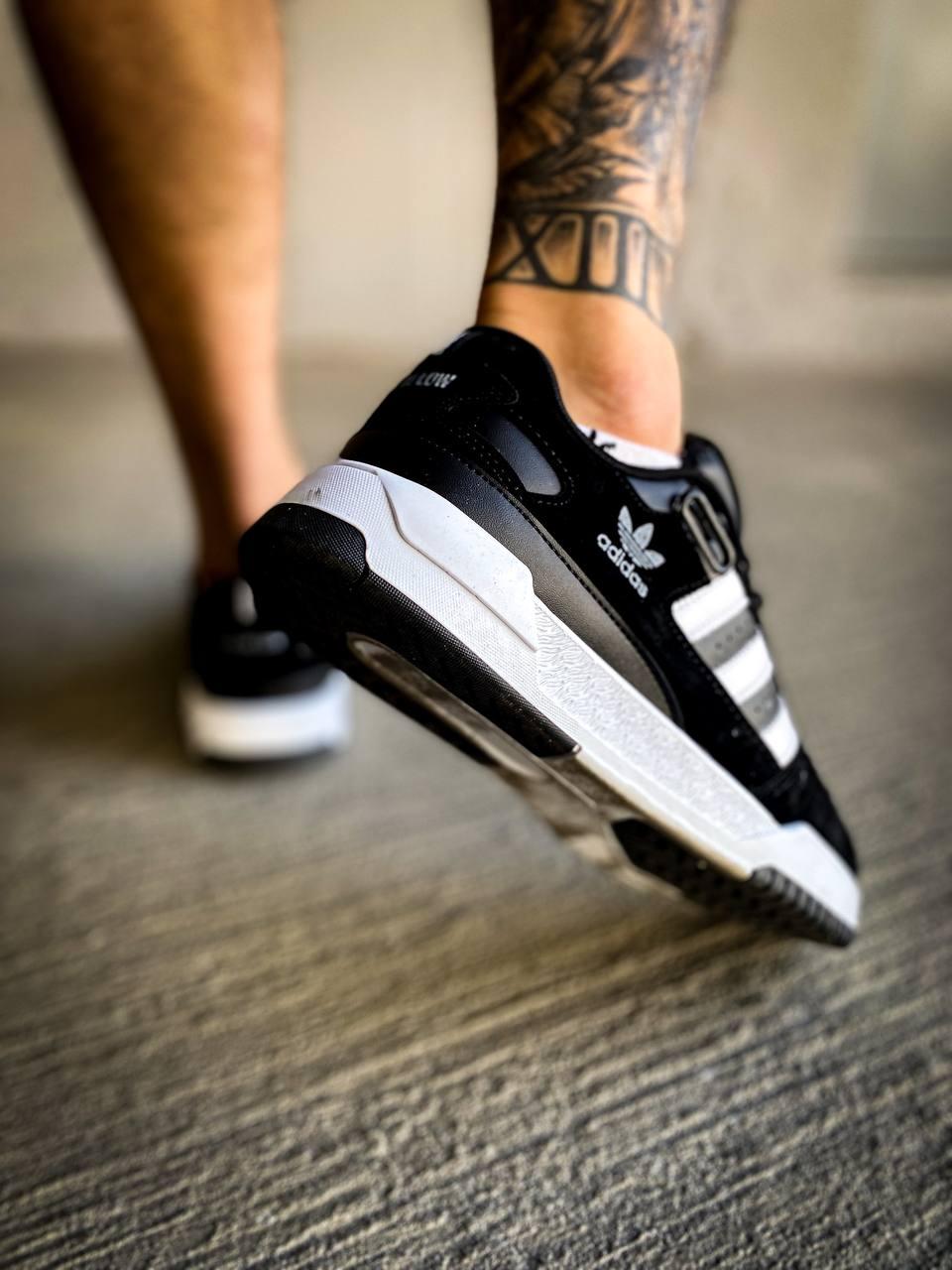 Adidas Forum White Black v2