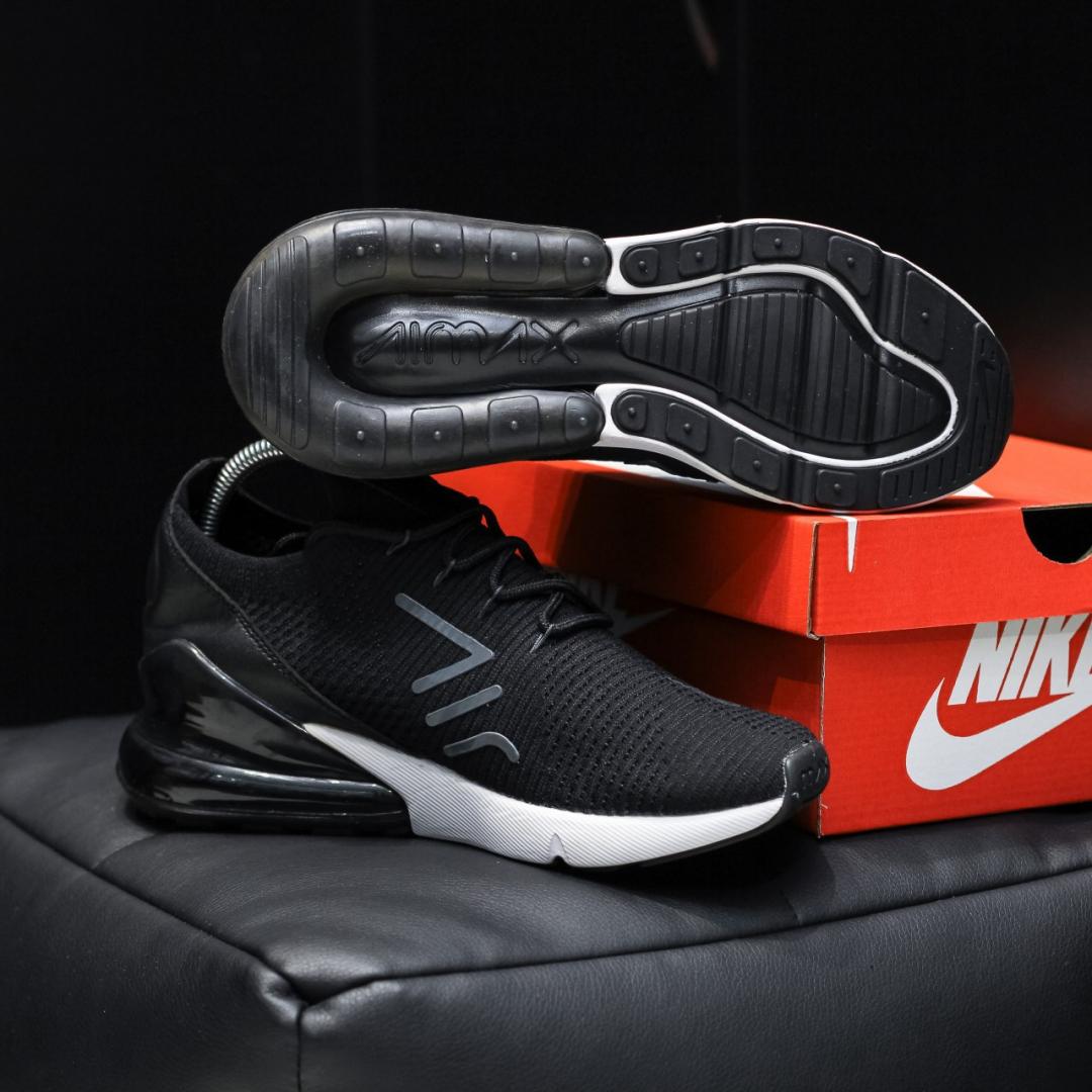 Nike Air Max 270 Flyknit Black White