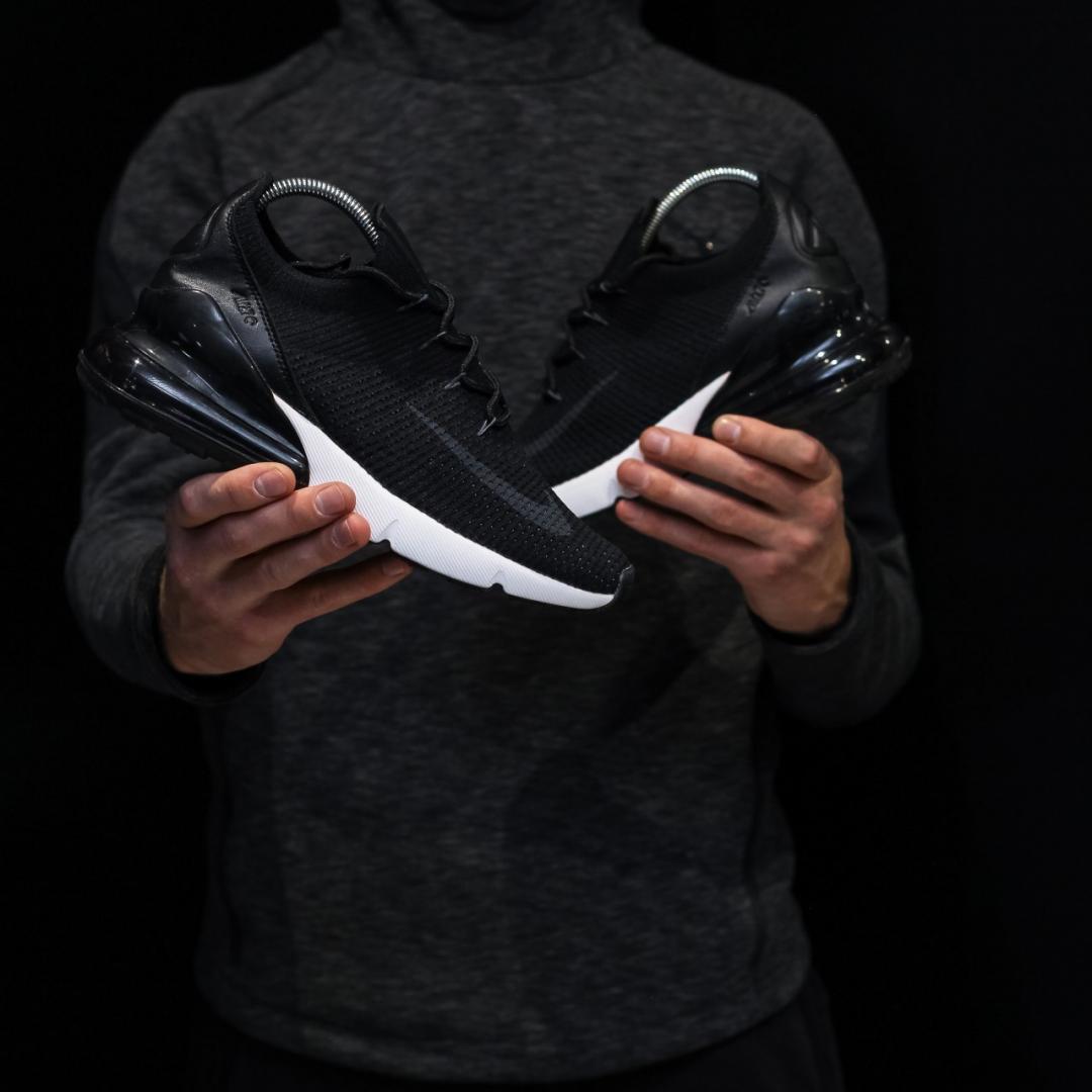 Nike Air Max 270 Flyknit Black White