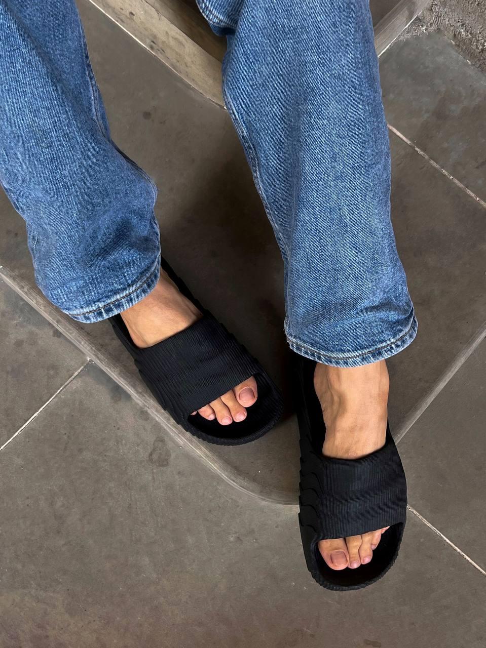 Adidas Adilette Black
