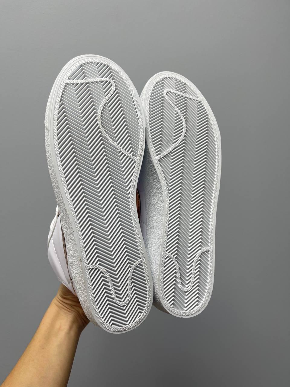 Nike Blazer Mid 77 White Gold Logo