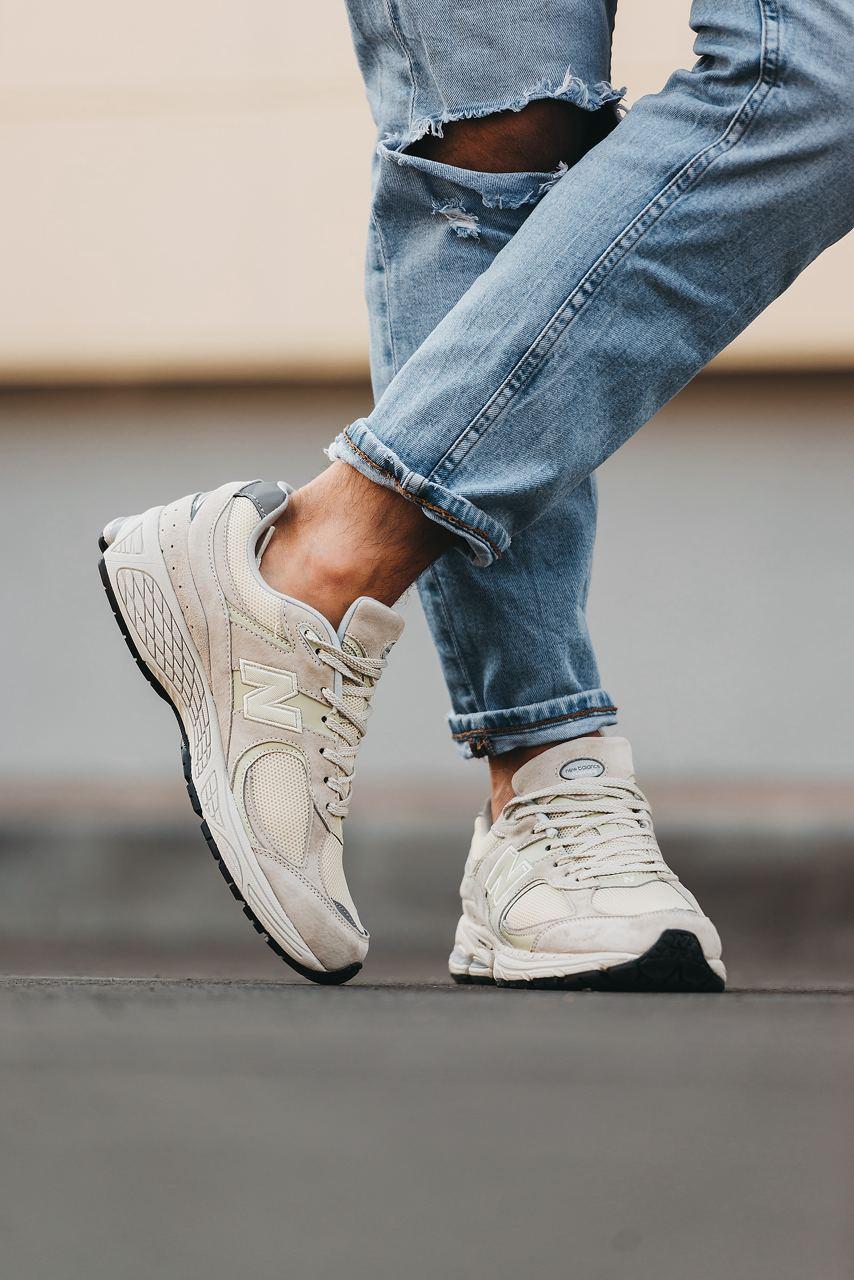 New Balance 2002R Light Aluminum