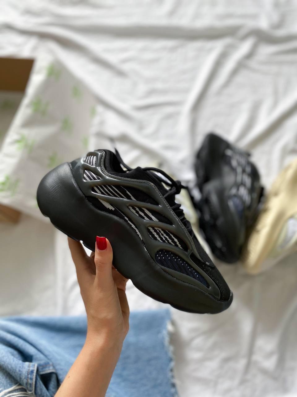 700 Black No brand