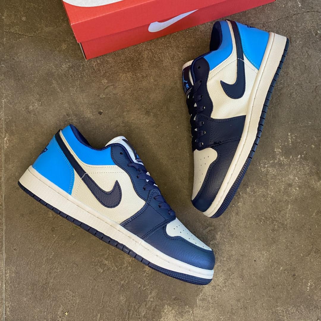 Nike Air Jordan Retro 1 Low Blue White v2