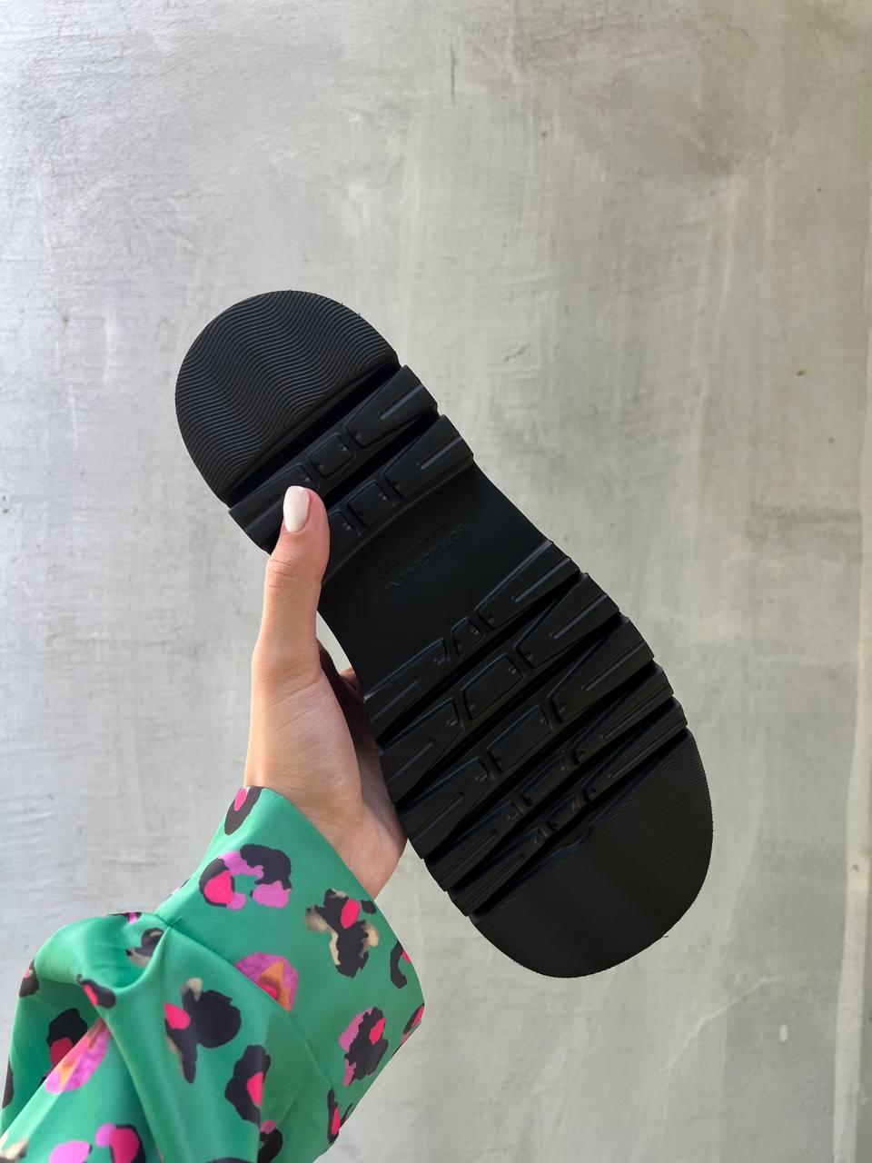 Bottega Veneta Black Premium