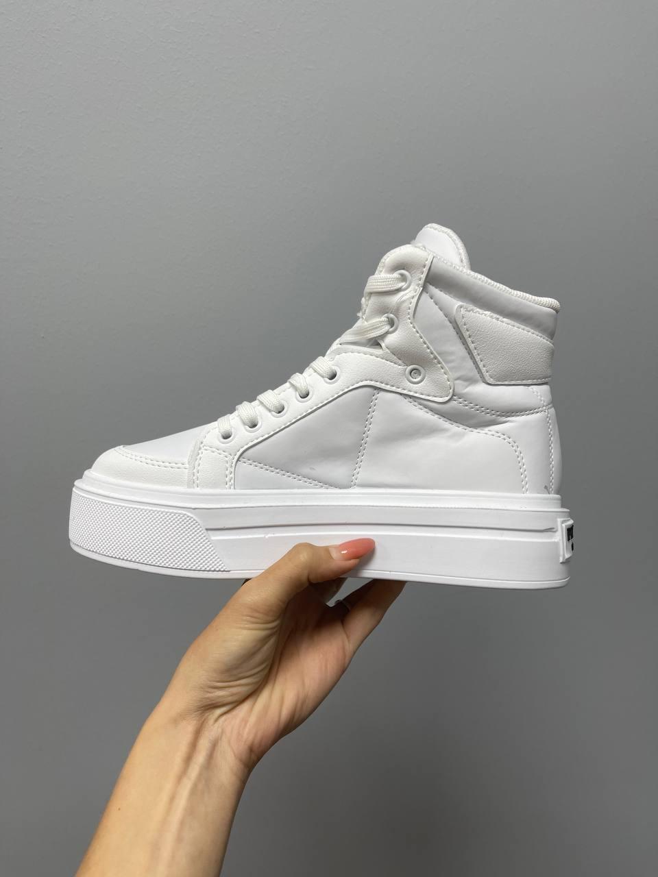 Prada Re-Nylon Bryshed High White