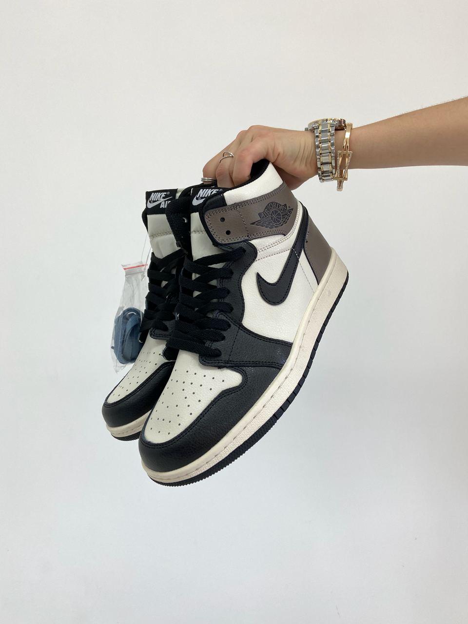 Nike Air Jordan 1 Retro Two Dark Mocha v3