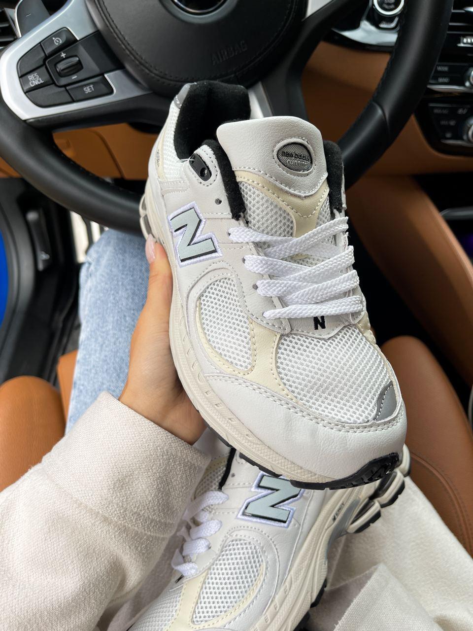 New Balance 2002R Beige v2