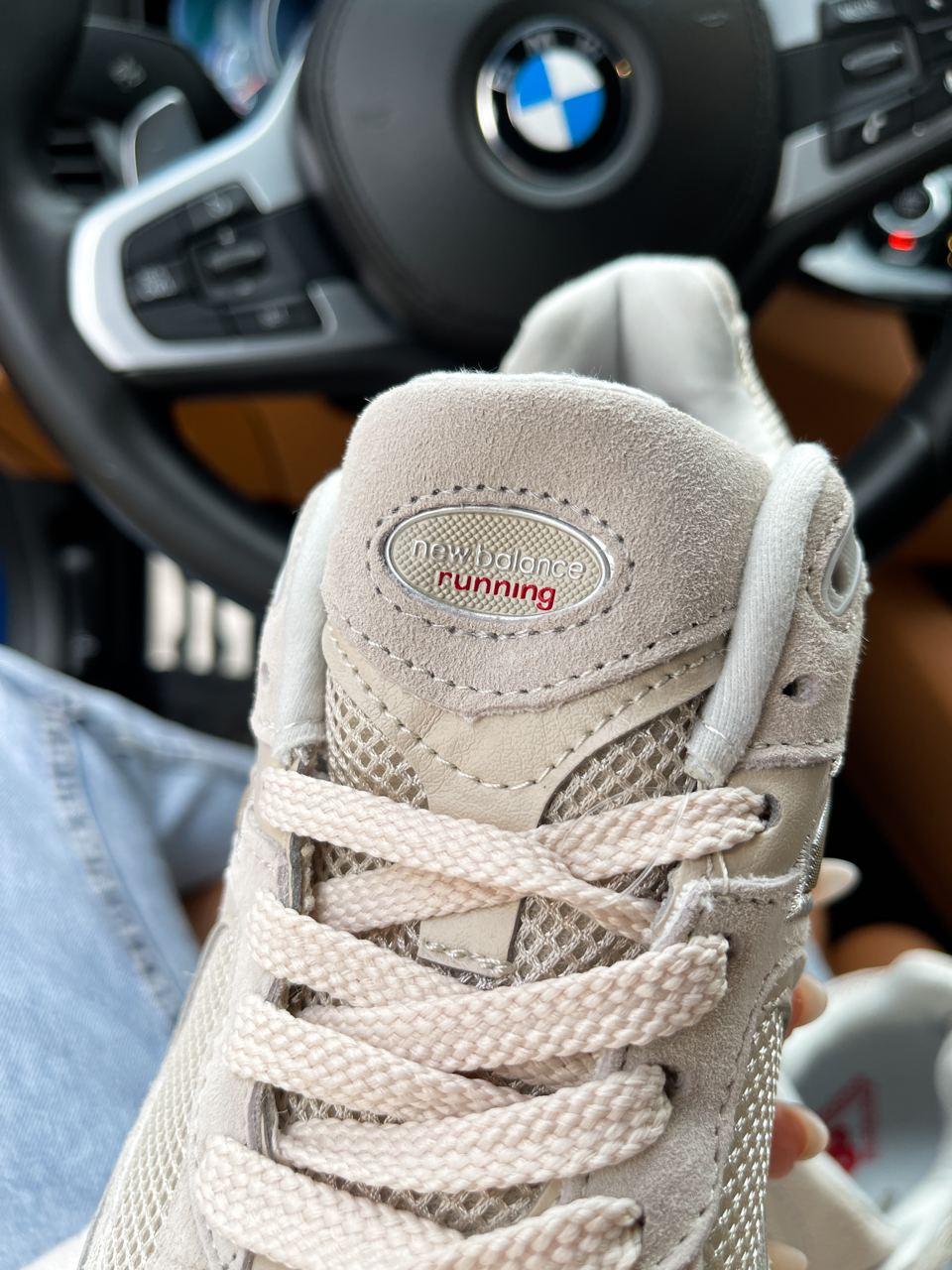 New Balance 2002R Beige v3