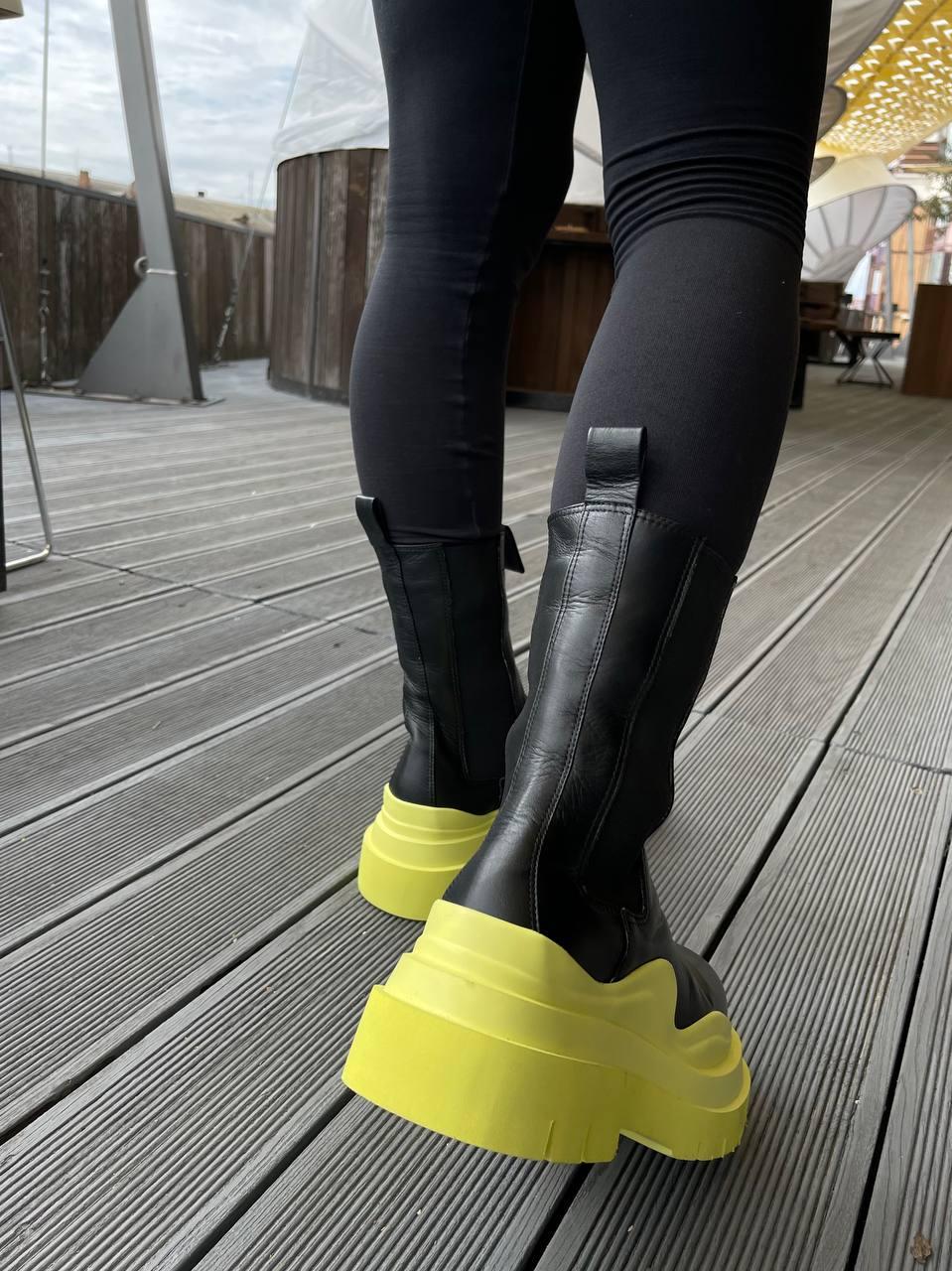 Bottega Veneta Black Yellow (No logo)