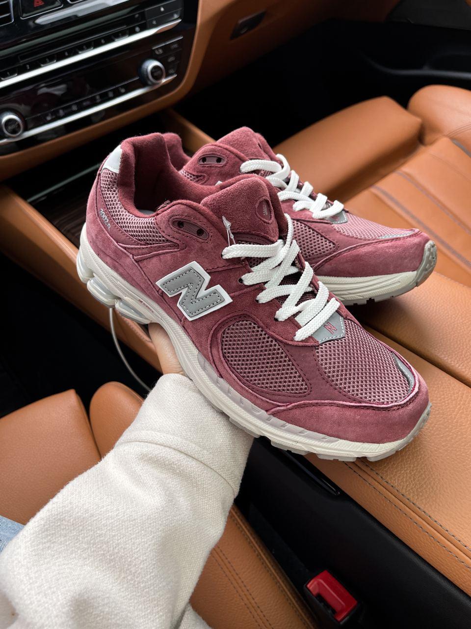 New Balance 2002R Black Fig