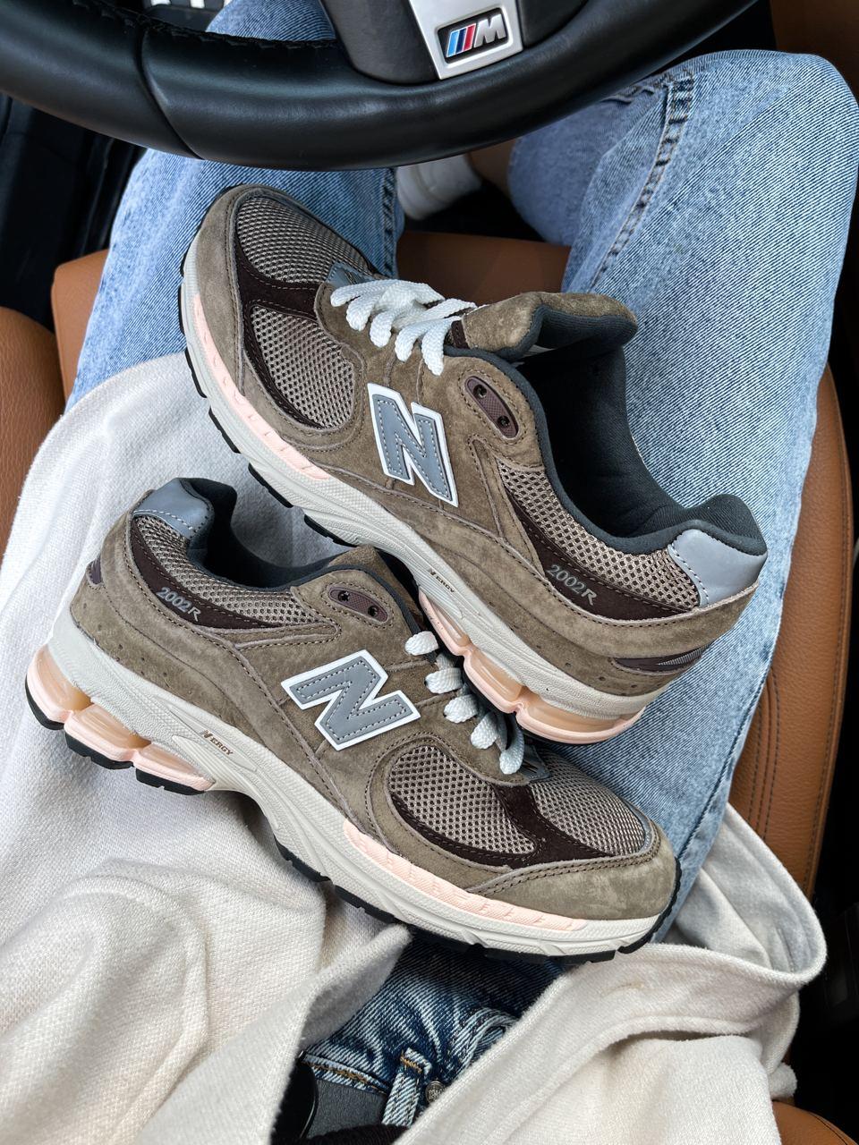 New Balance 2002R Olive Suede