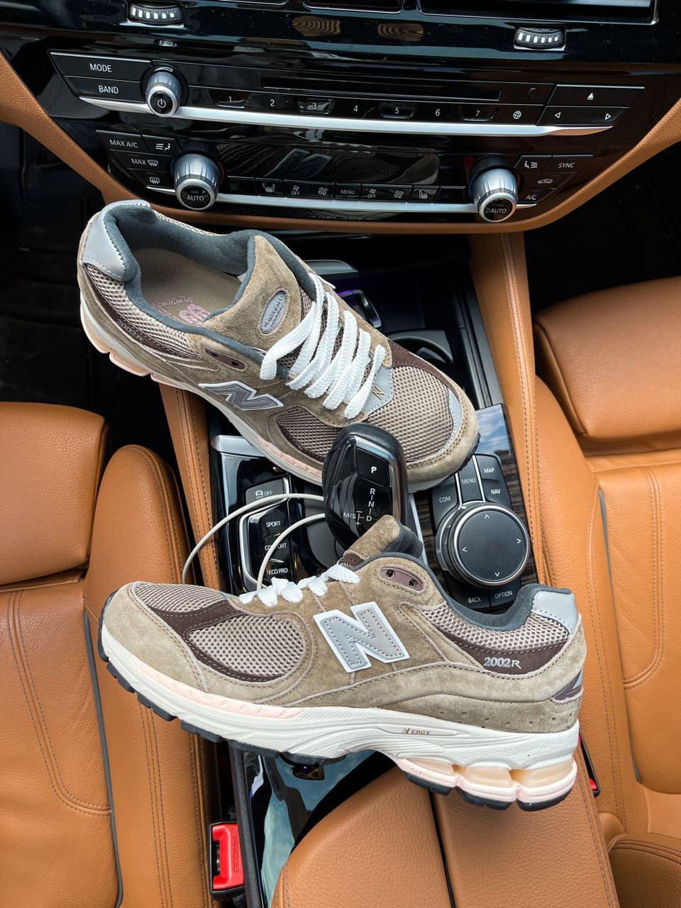 New Balance 2002R Olive Suede