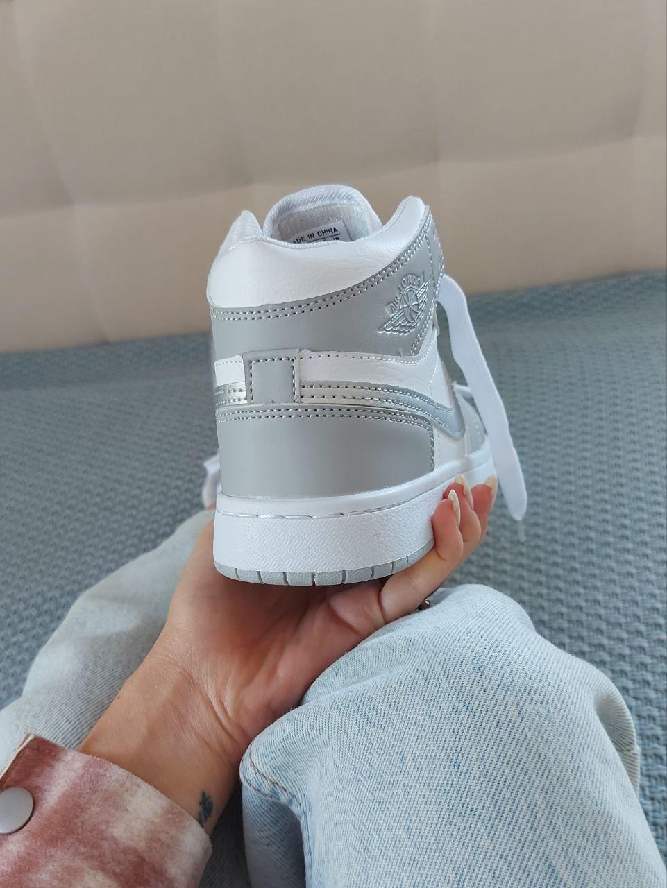 Nike Air Jordan 1 Grey Mettalic Silver Red Logo