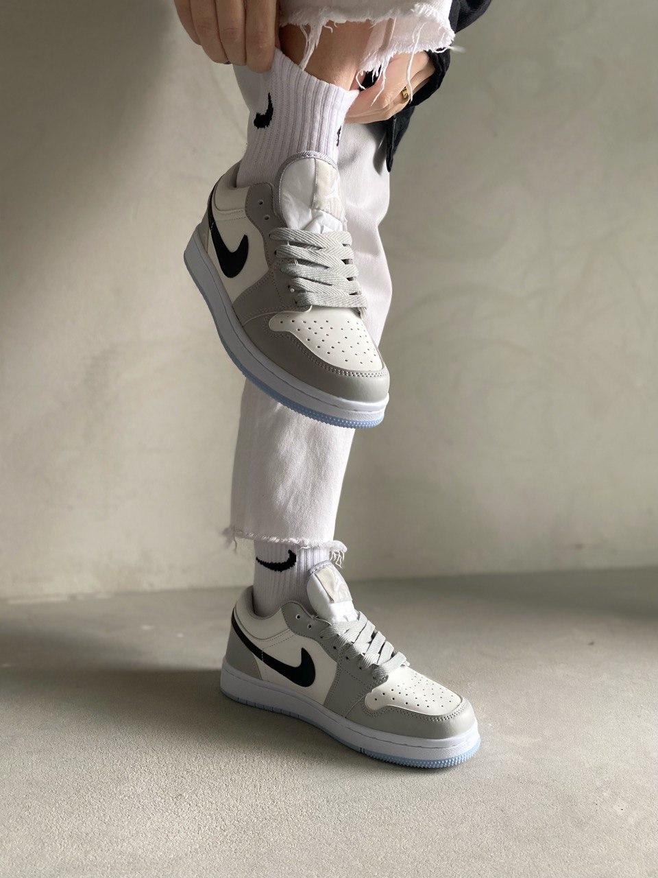 Nike Air Jordan 1 Low White Grey
