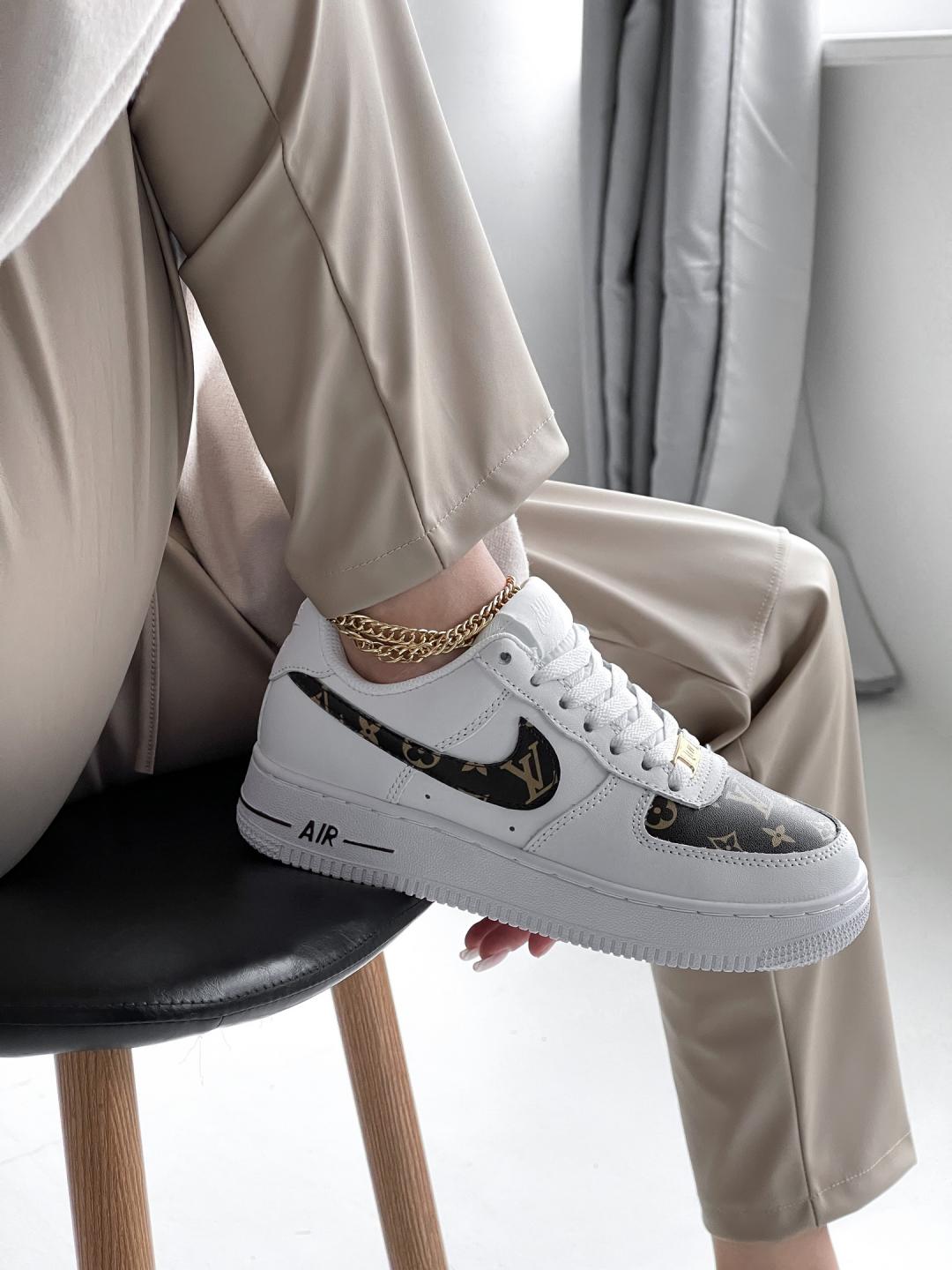 Nike Air Force 1 x Louis Vuitton 2