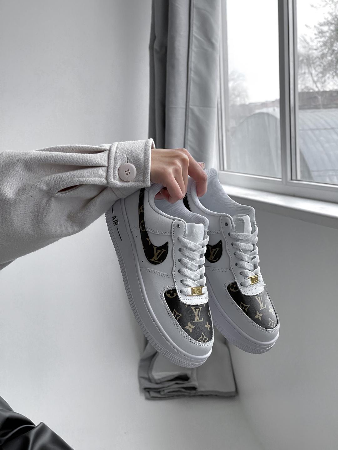 Nike Air Force 1 x Louis Vuitton 2