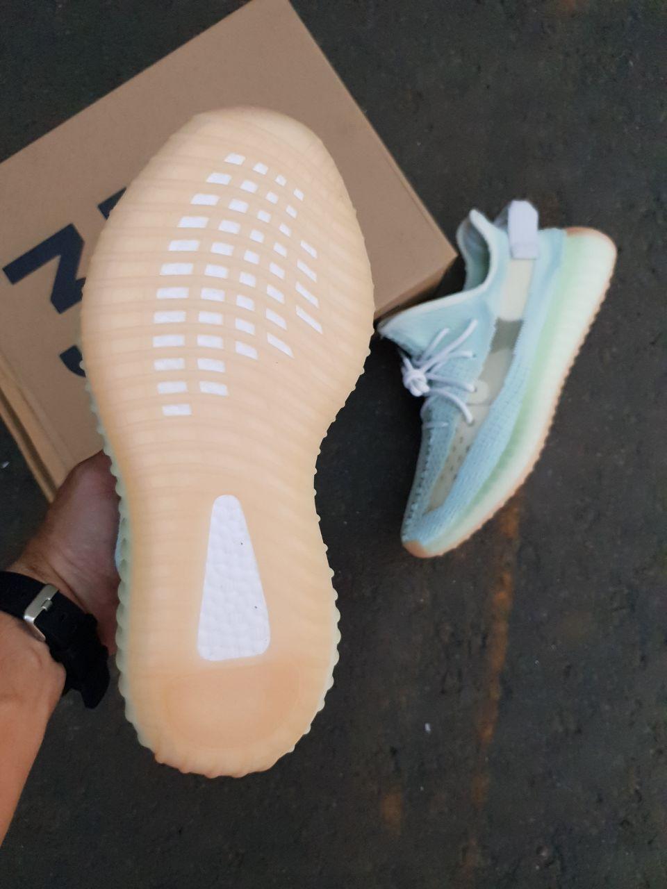 Adidas Yeezy Boost 350 V2 Hyper Space v2