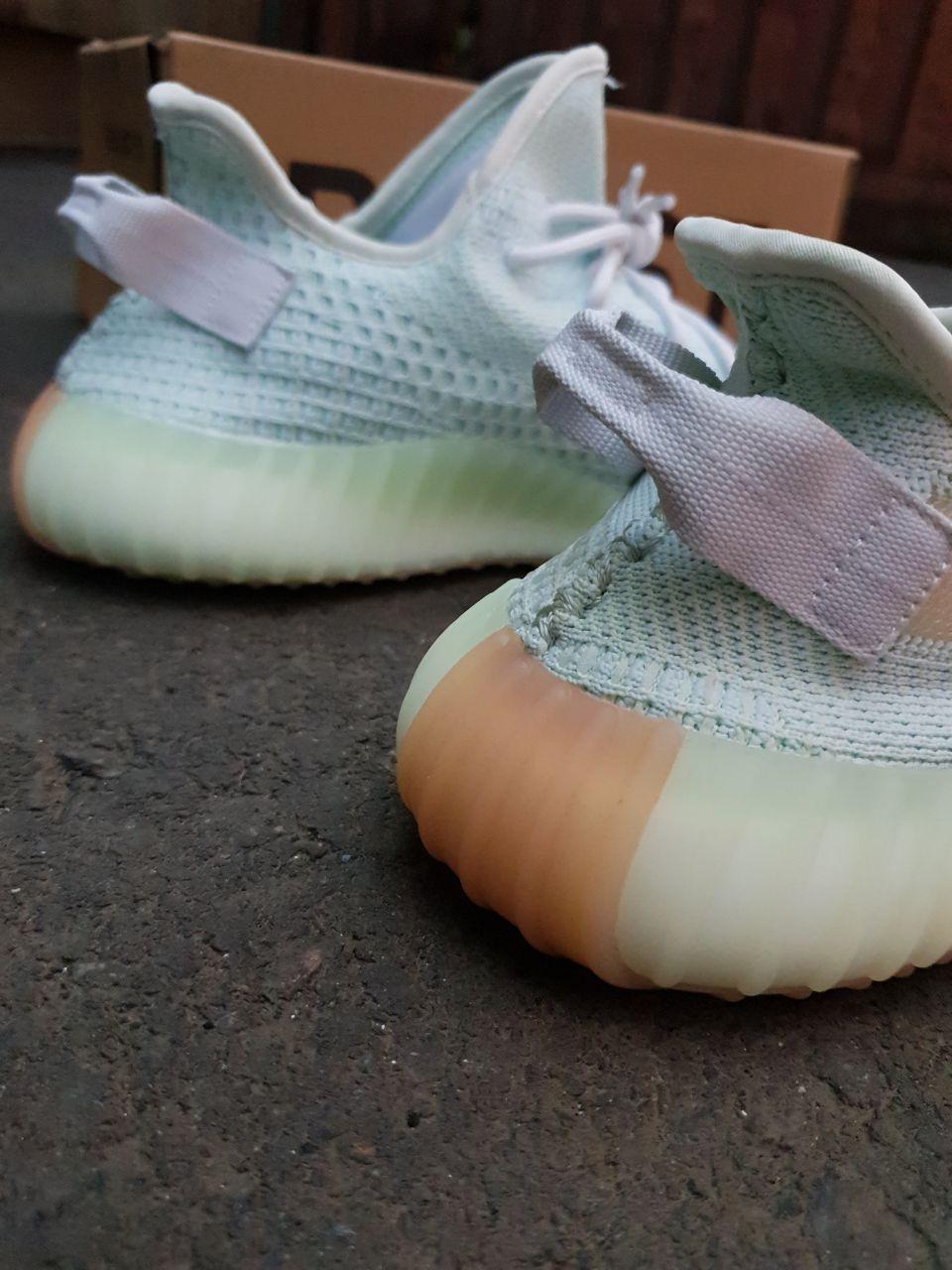 Adidas Yeezy Boost 350 V2 Hyper Space v2