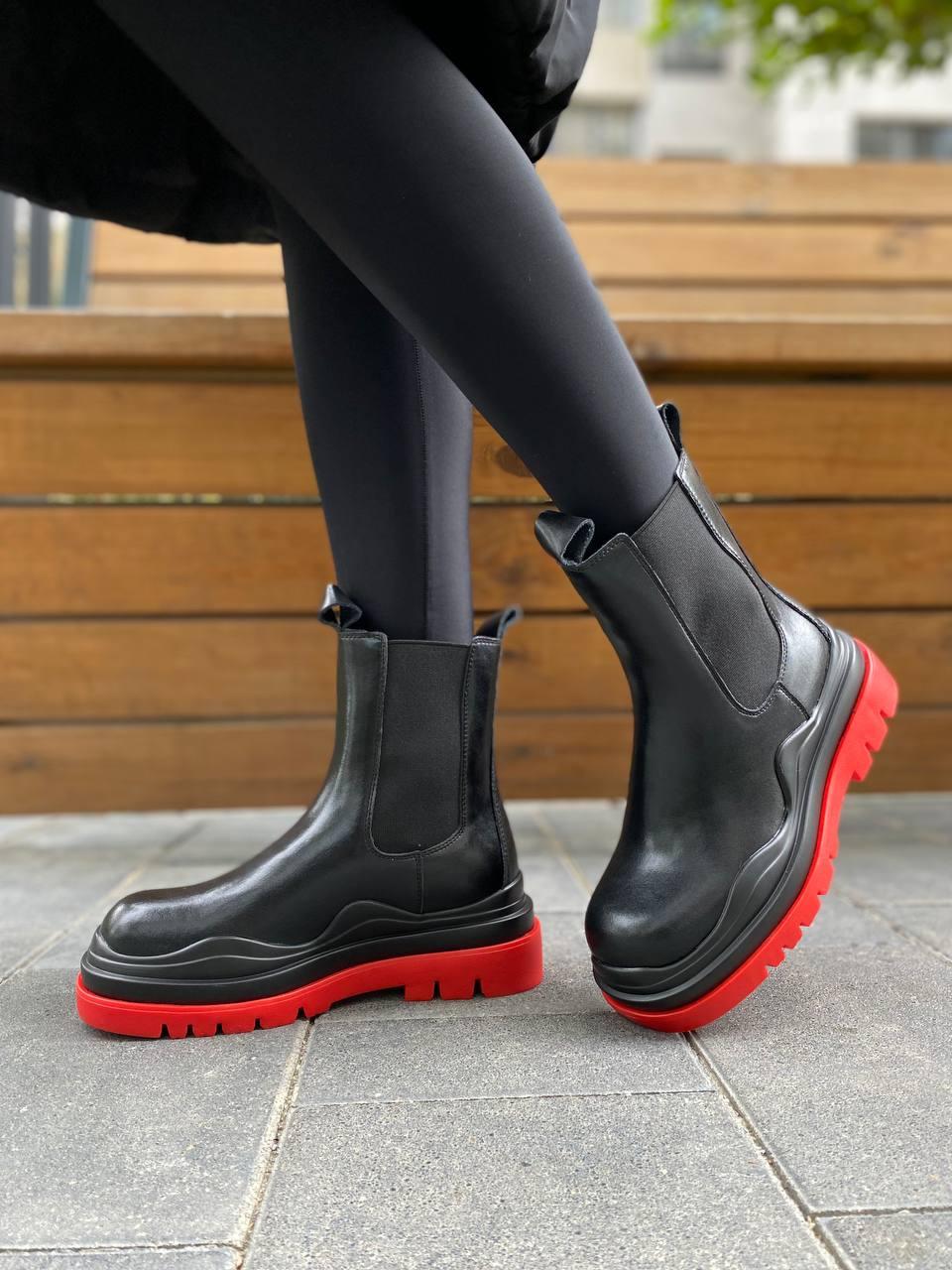 Bottega Veneta Black Red (No Logo) v2