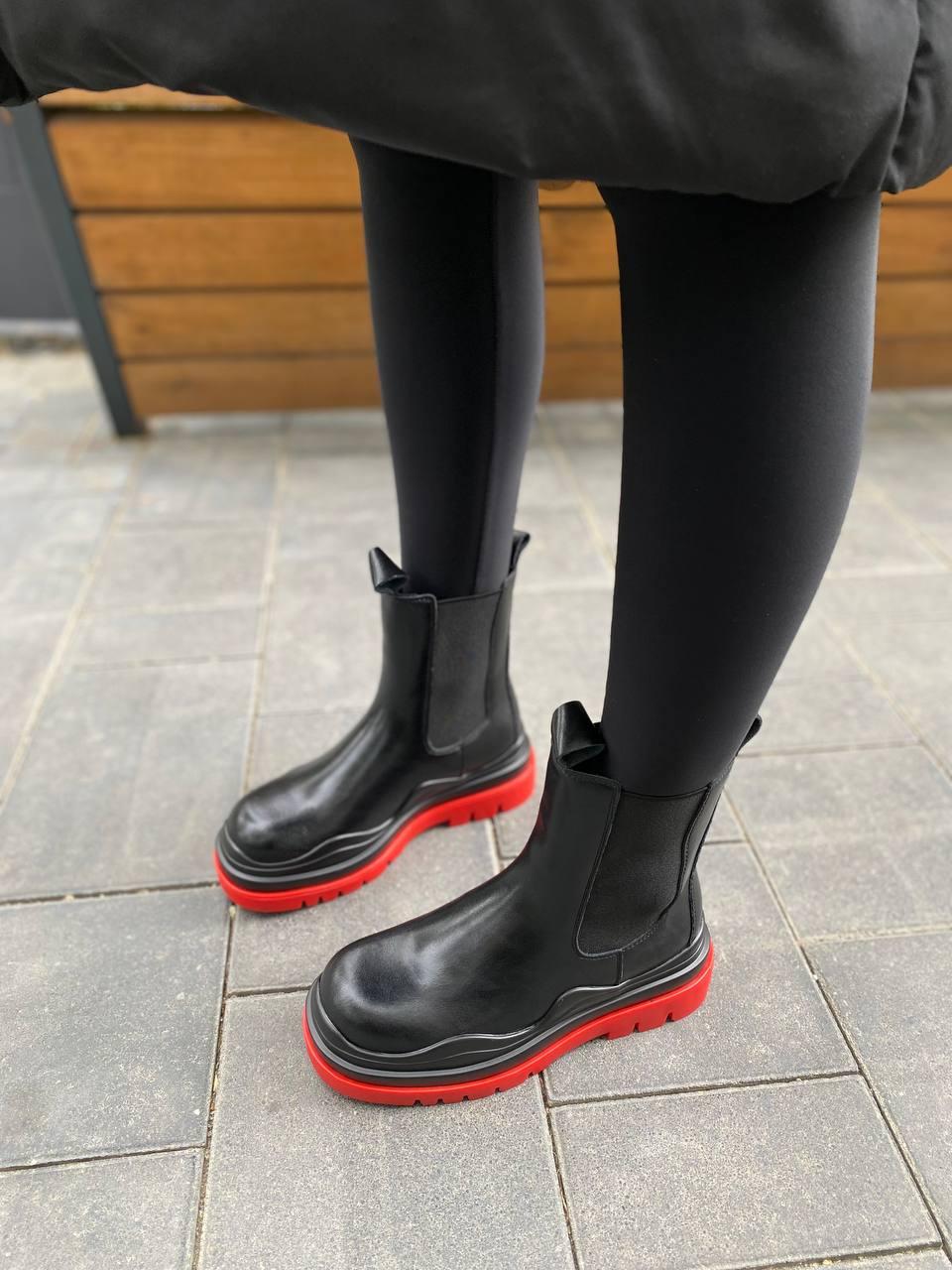 Bottega Veneta Black Red (No Logo) v2