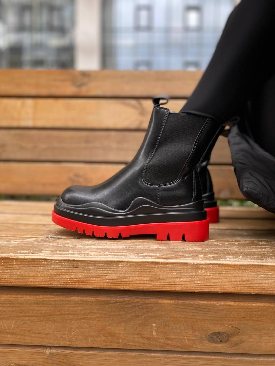 Bottega Veneta Black Red (No Logo) v2