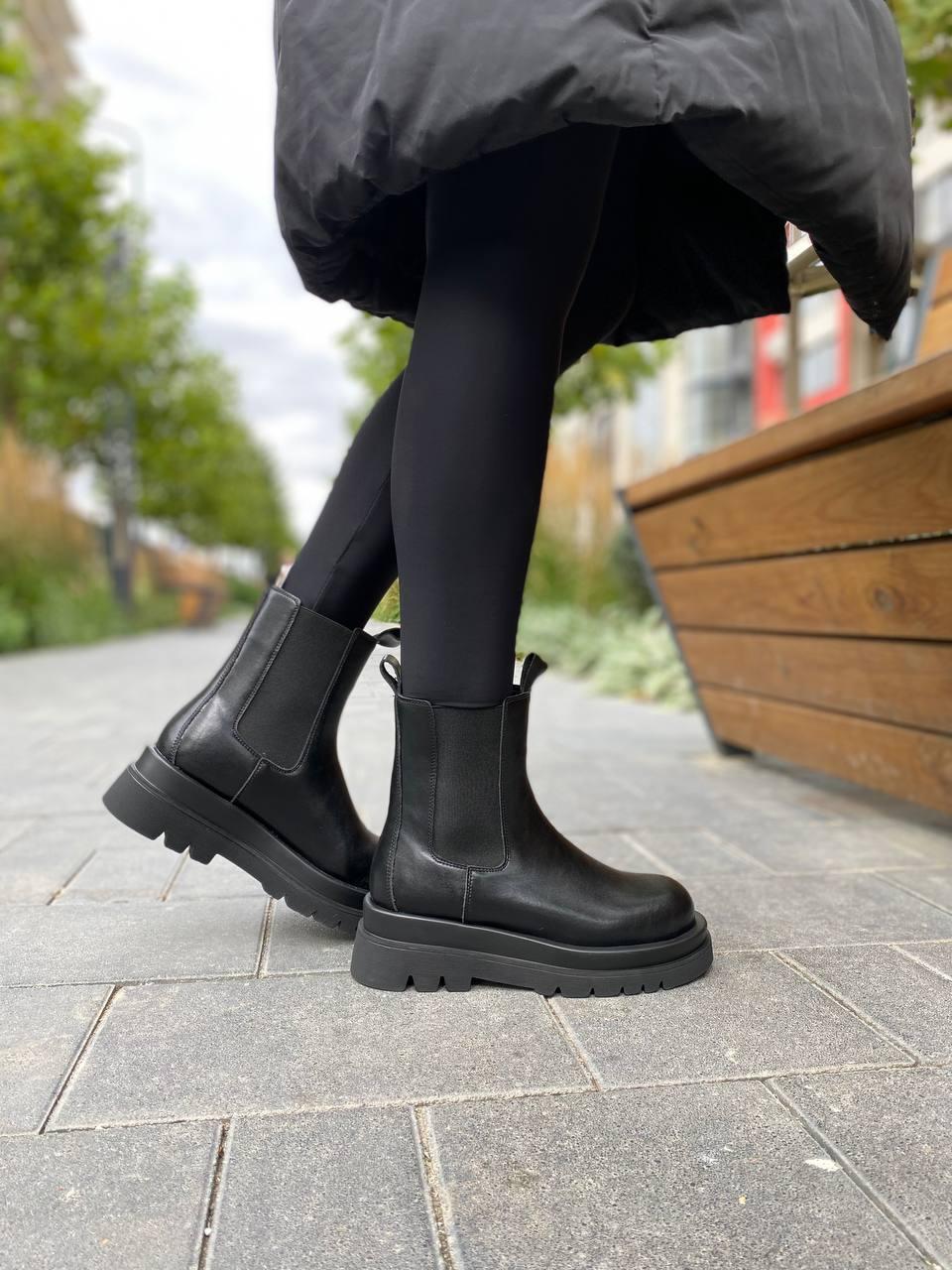 Bottega Veneta Full Black (No Logo)
