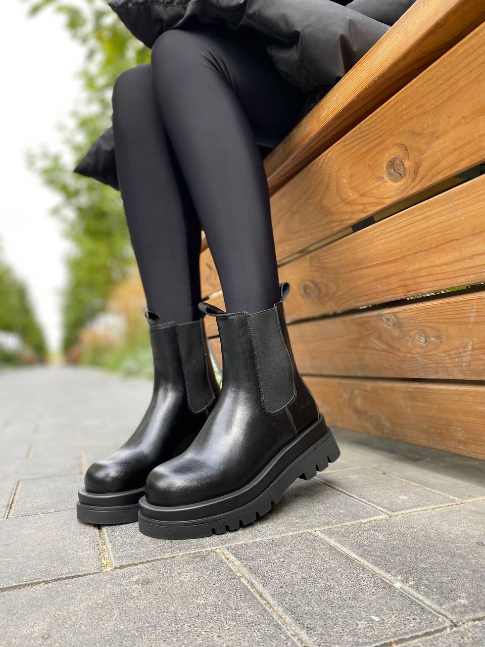 Bottega Veneta Full Black (No Logo)